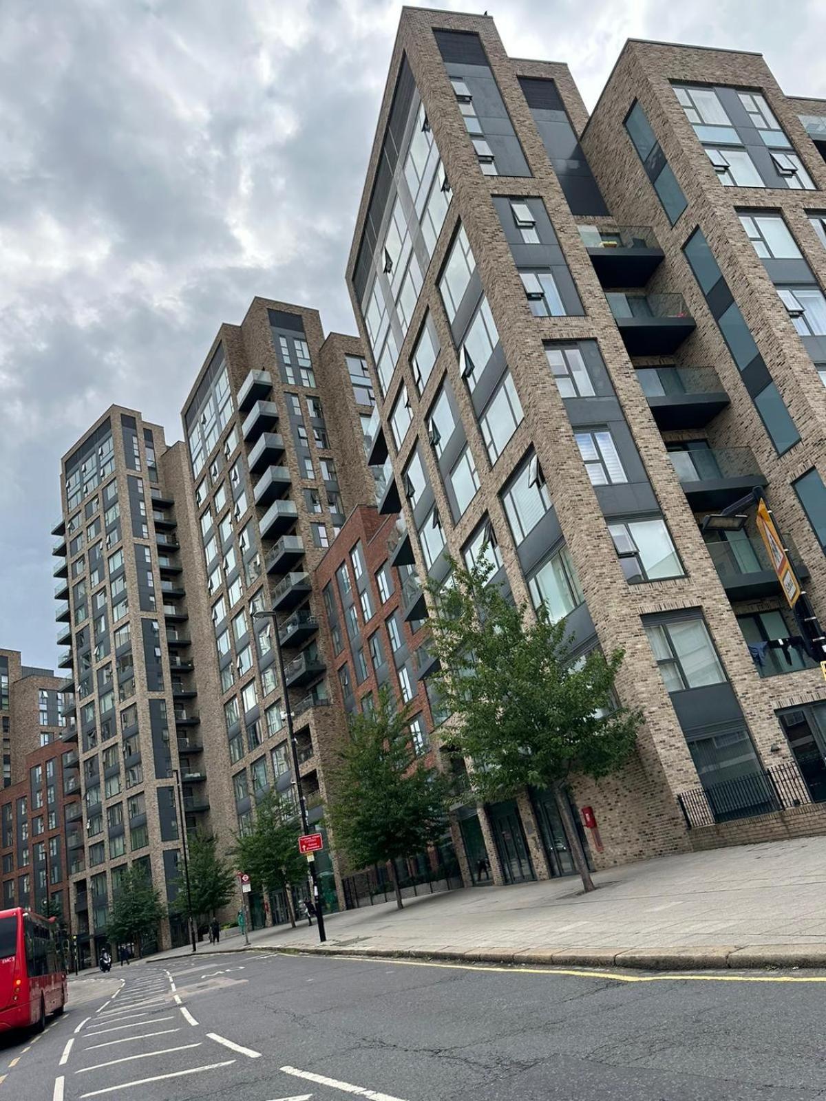 Santina Apartments Croydon Extérieur photo